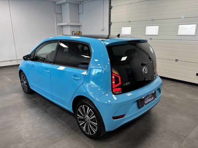 Volkswagen up! 1.0 Benzina EVO color up! BlueMotion Technology - foto 4 di 24