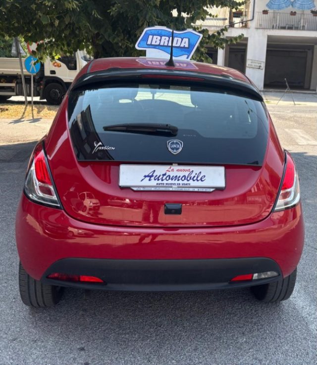 Lancia Ypsilon 1.0 FireFly 5 porte S&S Hybrid Silver Plus 5 POSTI - foto 4 di 4