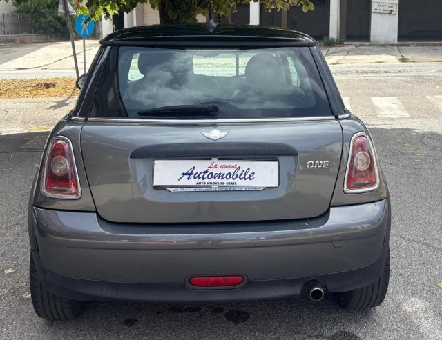 MINI One 1.4 16V One (55kW) OK NEOPATENTATI - foto 4 di 4