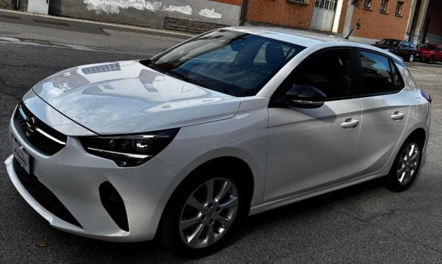 Opel Corsa 1.5 D 100 CV Edition OK NEOPATENTATI, del 2023, 69.000 km, in vendita a Santo Stefano Belbo (CN)