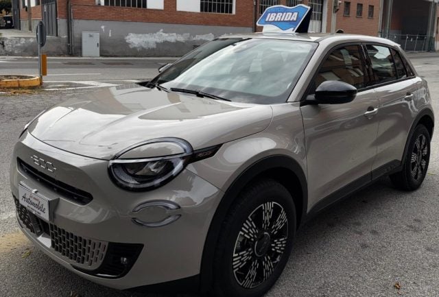 Fiat 600 Hybrid 145 CV DCT MHEV Icon PREZZO REALE, del 2026, in vendita a Santo Stefano Belbo (CN)