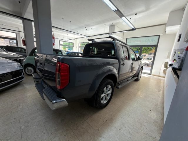 Nissan Navara 2.5 dCi 190CV 4 porte Double Cab LE - foto 3 di 4