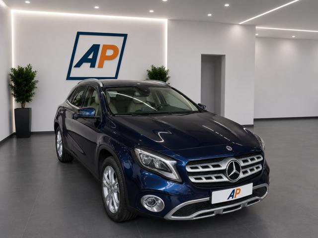 Mercedes-Benz GLA 200 d Automatic Business Extra usato a PALERMO