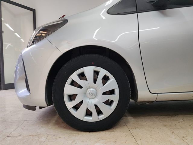 Toyota Yaris 1.0 72 CV 3 porte Cool, del 2019, 40.000 km, in vendita a Palermo (PA)