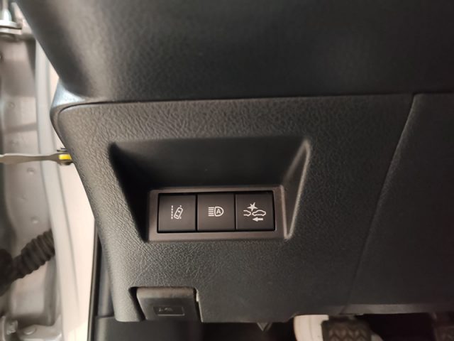 Toyota Yaris 1.0 72 CV 3 porte Cool usato a PALERMO