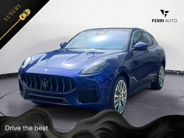 Maserati Grecale MY25 MHEV 300 CV AWD nuovo a TAVAGNACCO