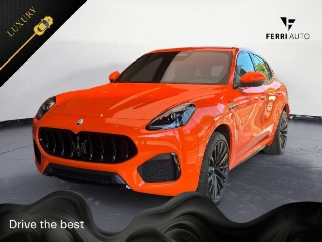 Maserati Grecale 2.0 BT 330 CV 4WD Modena Hybrid Fuoriserie km 0 a TAVAGNACCO
