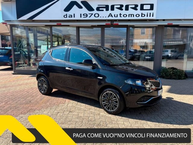 Lancia Ypsilon 1.0 Mild-Hybrid Gold 5posti, del 2023, 46.281 km, in vendita a Boves (CN)