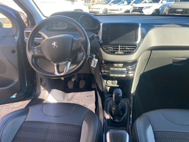 Peugeot 2008 Allure *NAVI*RETROCAMERA*VETRI OSCURATI*LEGA usato a BOVES