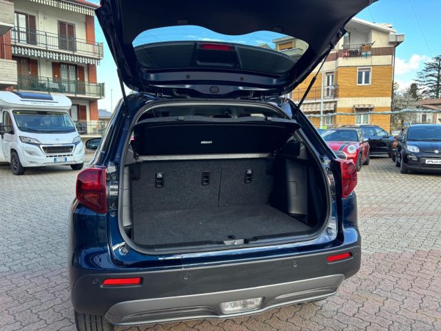 Suzuki Vitara 1.4 Hybrid 4WD Cool BICOLOR - foto 3 di 4