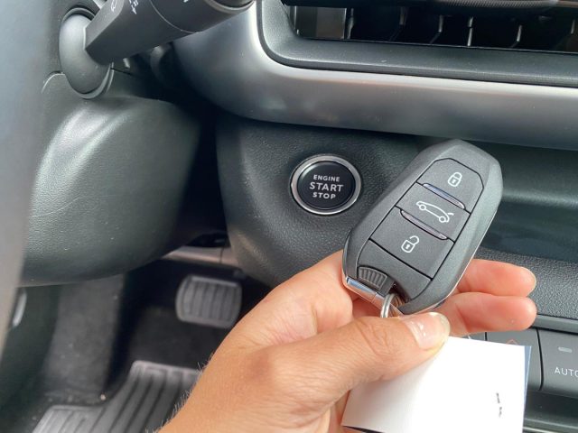 Jeep Avenger 1.2Turbo MHEV Summit Autom. *PROMO*VEDI DESCRIZION - foto 4 di 4