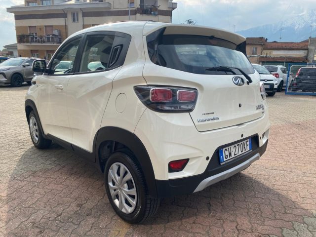 Mahindra KUV100 1.2 K6+ Fendi*Sensori post.*Ruotino - foto 3 di 4