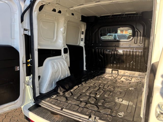 Fiat Doblo 1.6 JTDM 105CV 2POSTI - foto 3 di 4
