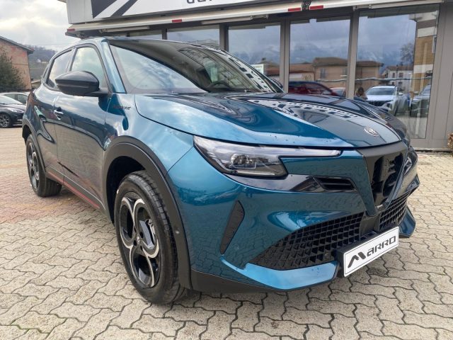 Alfa Romeo Junior 1.2 145 CV Hybrid eDCT6 Speciale - foto 2 di 4