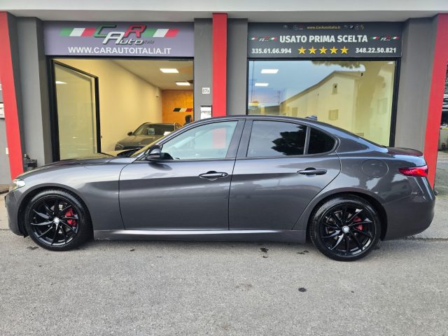 Alfa Romeo Giulia 2.2 Turbodiesel 150 CV AT8 Autom LEGGI DESCRIZIONE - foto 2 di 4