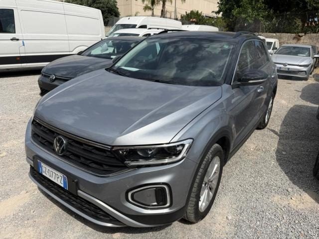 Volkswagen T-Roc 1.0 TSI IQ Light LED Performance 17" CAMERA ACC usato a REZZATO