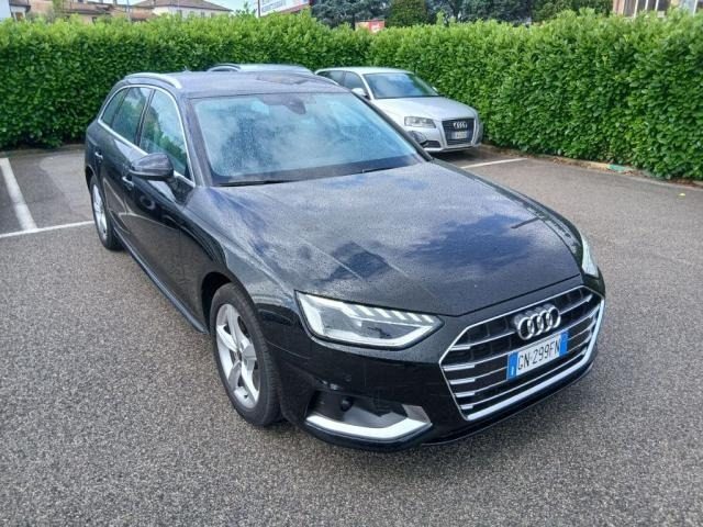 Audi A4 Avant 30 TDI 136 CV MHEV S tronic Full LED ACC Nav - foto 2 di 4