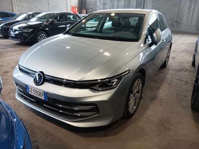 Volkswagen Golf 8.5 2.0 TDI 150CV DSG SCR IQ Light Perform Memory usato a REZZATO
