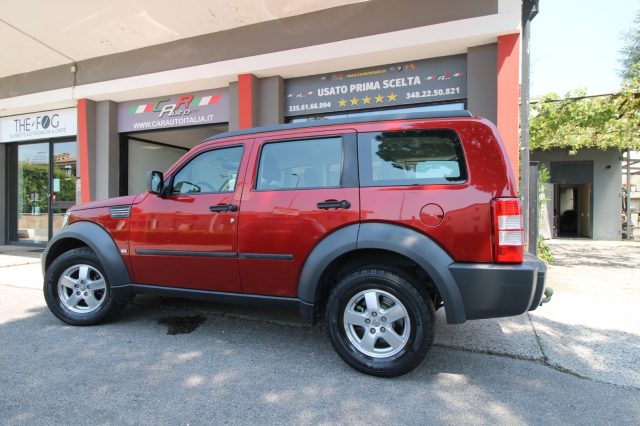 Dodge Nitro 2.8 CRD DPF 4WD AUTOMATICO CANCIO TRAINO - foto 4 di 4