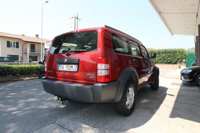 Dodge Nitro 2.8 CRD DPF 4WD AUTOMATICO CANCIO TRAINO - foto 3 di 4