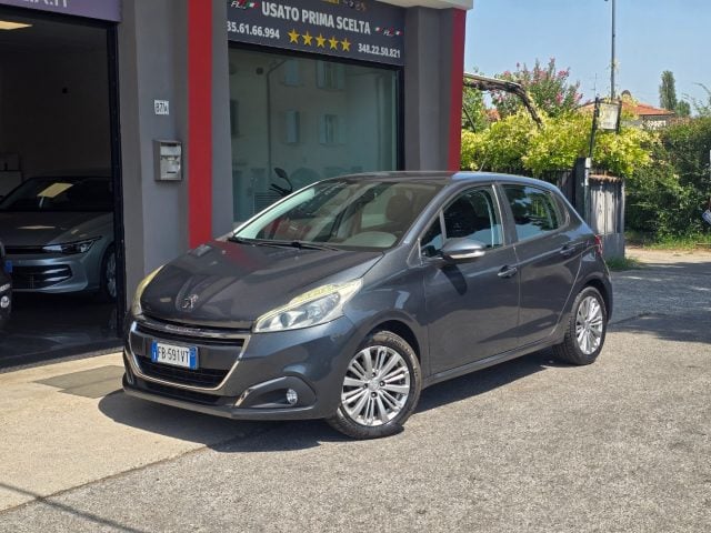 Peugeot 208 1.2i Benzina 82CV 5 Porte Active per NEOPATENTATI usato a REZZATO