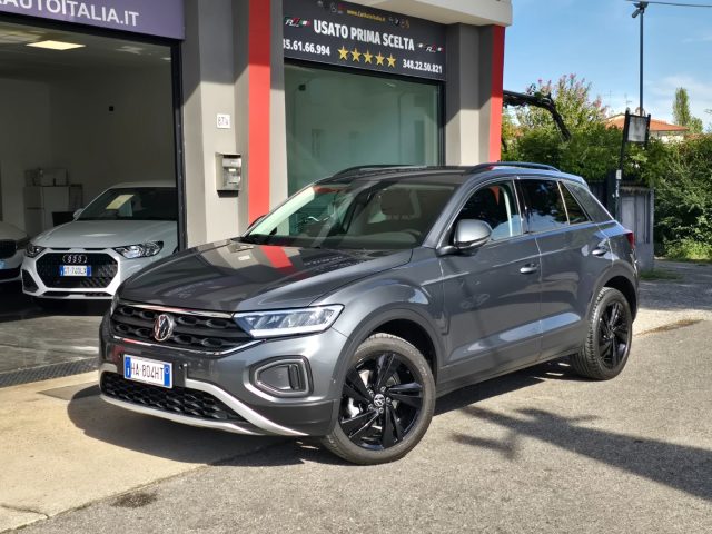 Volkswagen T-Roc 1.0 TSI IQ Light LED Performance 18" CAMERA ACC, del 2025, 17.181 km, in vendita a Rezzato (BS)