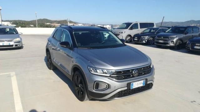Volkswagen T-Roc 1.0 TSI IQ Light LED Performance 18" CAMERA ACC - foto 2 di 4