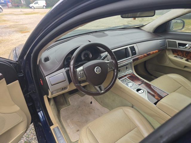 Jaguar XF 2.7D V6 Premium Luxu CHIAVE O MOTORE DA SOSTITUIRE - foto 4 di 14