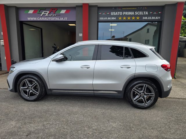 Mercedes-Benz GLA 200 d Automatic Premium AMG Line 19" MBUX LED Performa - foto 2 di 4