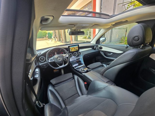 Mercedes-Benz GLC 220 d 4Matic Premium AMG 20" Tetto PANORAMA LED Night - foto 3 di 4