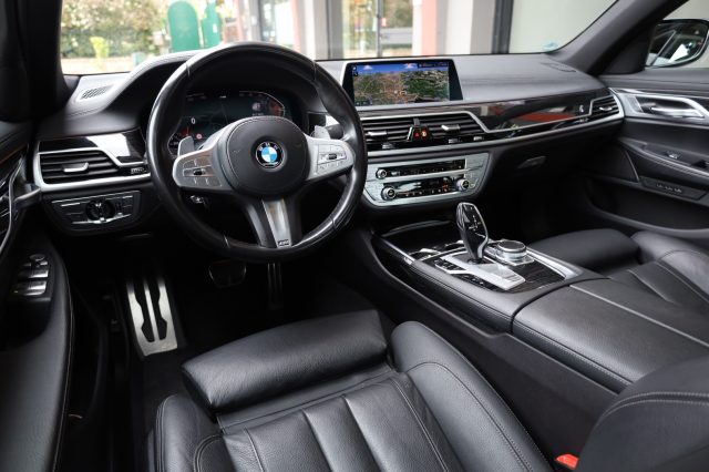BMW 730 d xDrive MSport Tetto Head-Up SoftClose CockpitPRO usato a REZZATO