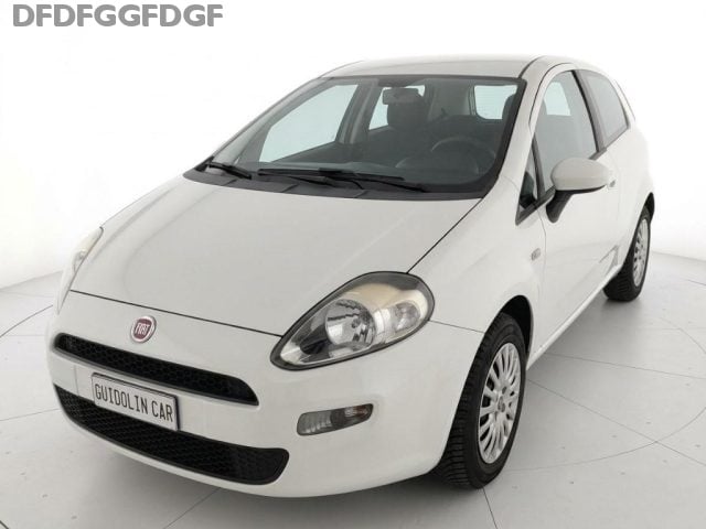 Fiat Punto 1.2 5P 70CV BENZ Street Neopatentati, del 2014, 117.887 km, in vendita a Castelfranco Veneto (TV)
