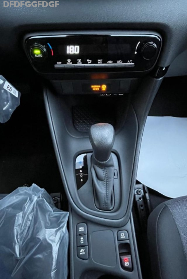 Mazda 2 1.5L Hybrid VVT-i 116 116 (85) CV (KW) HEV, in vendita a Castelfranco Veneto (TV)