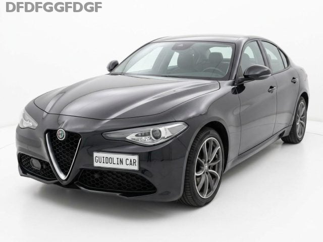 Alfa Romeo Giulia 2.0 Turbo 200 CV AT8 Super PELLE RETROCAM, del 2019, 86.831 km, in vendita a Castelfranco Veneto (TV)