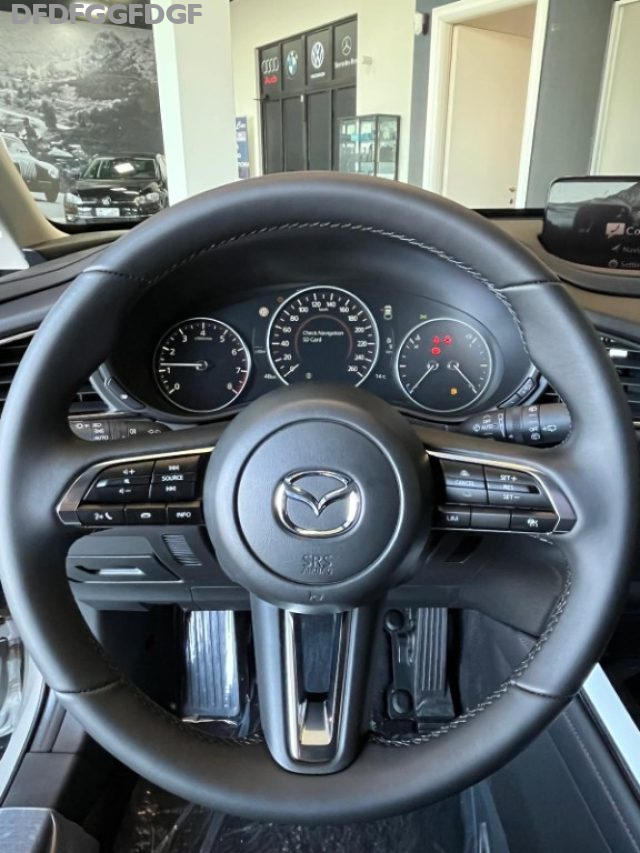 Mazda CX-30 2026 2.5L e-Skyactiv-G 140CV M-H - foto 4 di 4