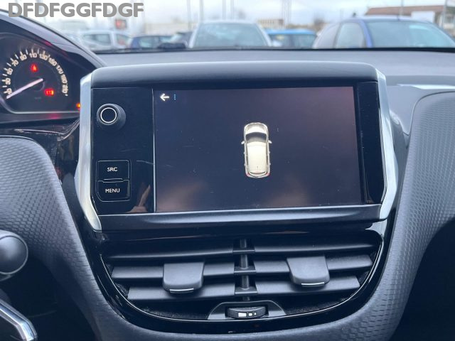 Peugeot 208 1.2 VTi Style 82CV 5P NEOPATENTATI NAVI SENS - foto 3 di 4