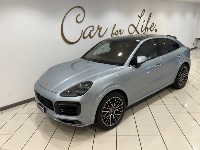 Porsche Cayenne Coupé 3.0 V6 E-Hybrid - foto 2 di 4