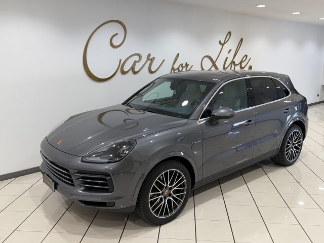 Porsche Cayenne 3.0 Hybrid V6 IVA ESPOSTA - foto 2 di 4