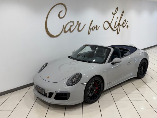 Porsche 911 3.0 Carrera 4 GTS Cabriolet - foto 3 di 4