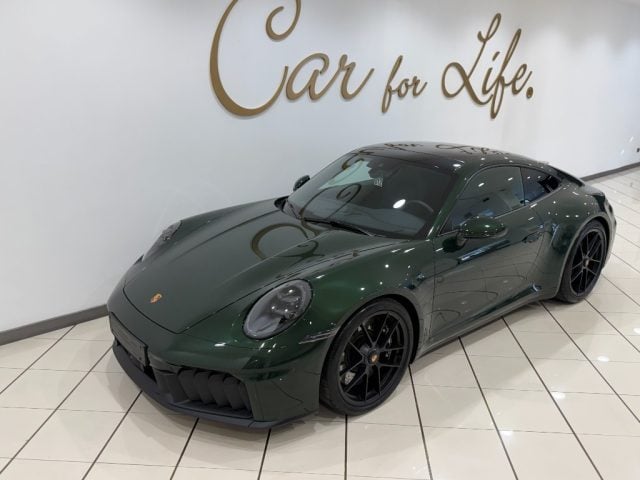 Porsche 911 Carrera 992.2 GTS Coupè - foto 3 di 4