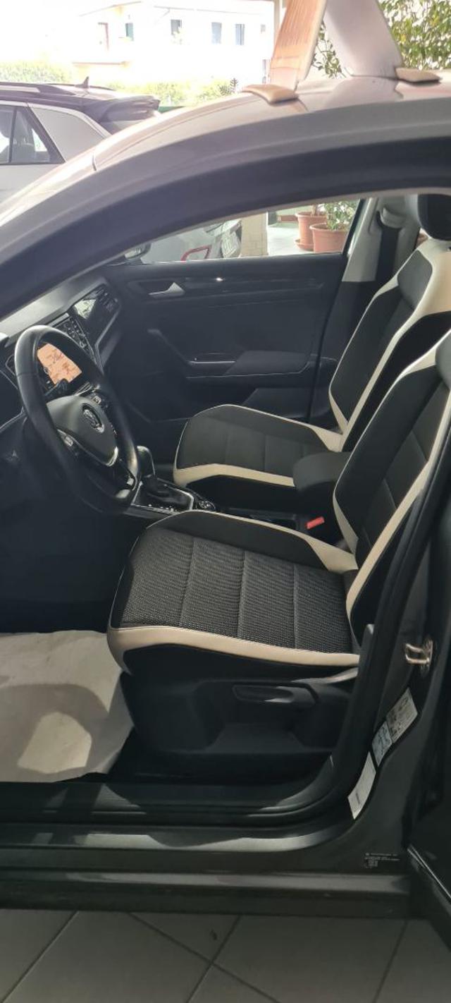 Volkswagen T-Roc 2.0 TDI SCR 4MOTION Advanced BlueMotion Technology, del 2018, 125.000 km, in vendita a Castelcucco (TV)
