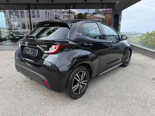 Toyota Yaris 1.5 Hybrid 5 porte Business - foto 3 di 4