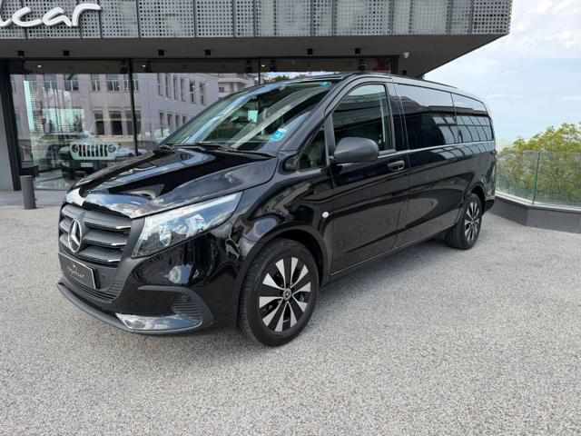 Mercedes-Benz Vito 2.0 119 CDI 4x4 PC-SL Tourer Base Long 8 posti usato a BORGO MAGGIORE SAN MARINO