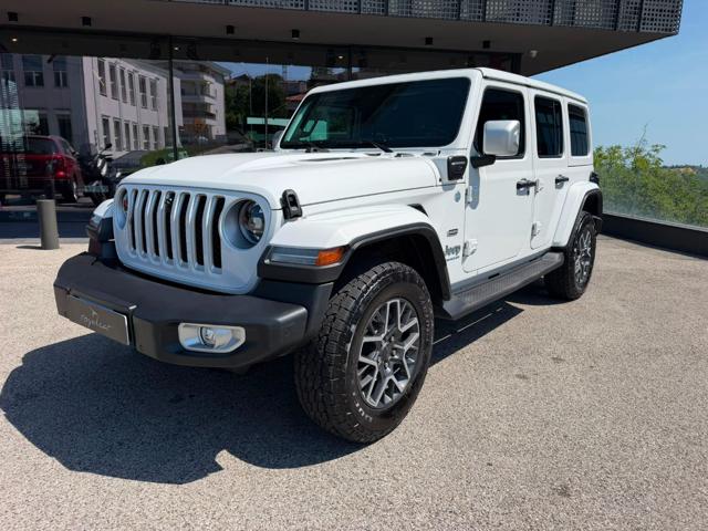 Jeep Wrangler Unlimited 2.0 PHEV ATX 4xe Sahara usato a BORGO MAGGIORE SAN MARINO