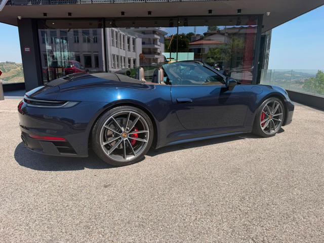 Porsche 911 Carrera 4S Cabriolet - foto 3 di 4