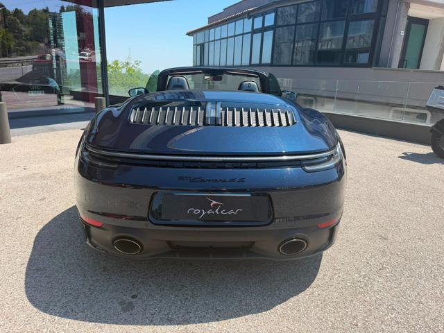 Porsche 911 Carrera 4S Cabriolet - foto 4 di 4