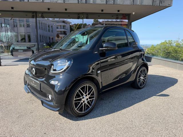 smart forTwo BRABUS 0.9 Turbo twinamic 109 cv usato a BORGO MAGGIORE SAN MARINO