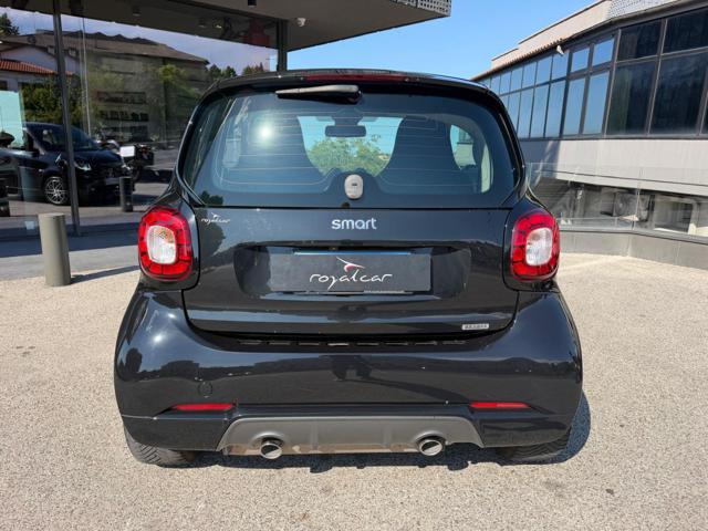 smart forTwo BRABUS 0.9 Turbo twinamic 109 cv - foto 3 di 4