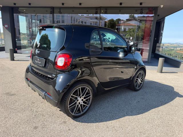 smart forTwo BRABUS 0.9 Turbo twinamic 109 cv - foto 4 di 4