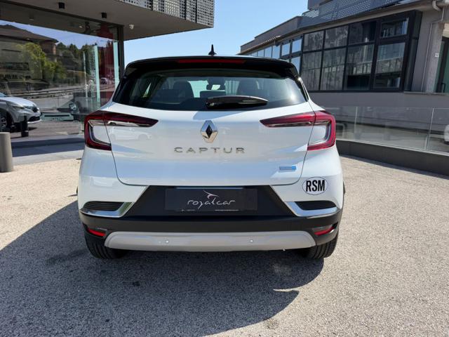 Renault Captur Plug-in Hybrid E-Tech 160 CV Intens - foto 3 di 4
